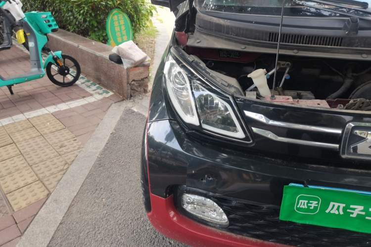 Used Zotye E200 2016 Three-Door Two-Seater Tech Edition Right Front Headlight