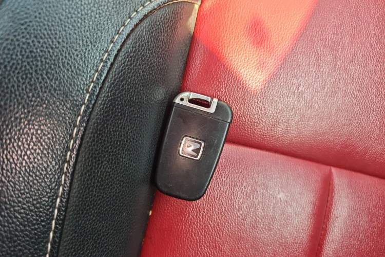 Used Zotye E200 2016 Three-Door Two-Seater Tech Edition Vehicle Key