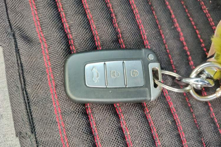 Used Zotye E200 2016 Three-Door Two-Seater Tech Edition Vehicle Key