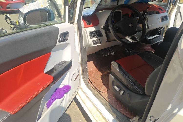 Used Zotye E200 2016 Three-Door Two-Seater Tech Edition Driver Seat