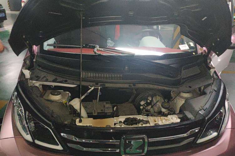 Used Zotye E200 2016 Three-Door Two-Seater Tech Edition Engine Bay