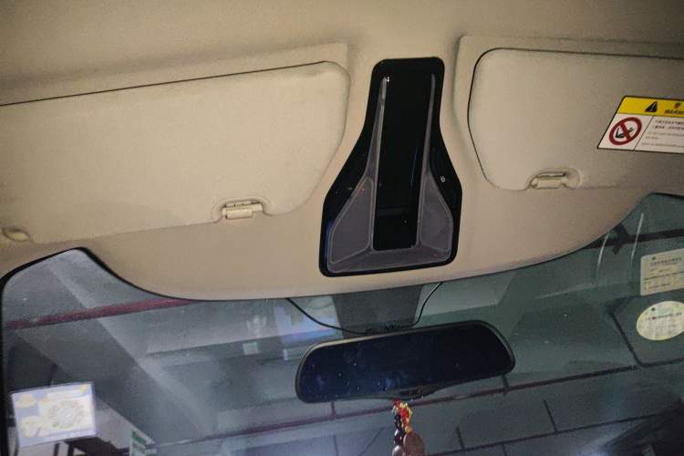 Used Zotye E200 2016 Three-Door Two-Seater Tech Edition Headliner