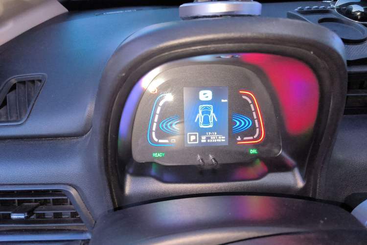 Used Zotye E200 2016 Three-Door Two-Seater Tech Edition Instrument Cluster