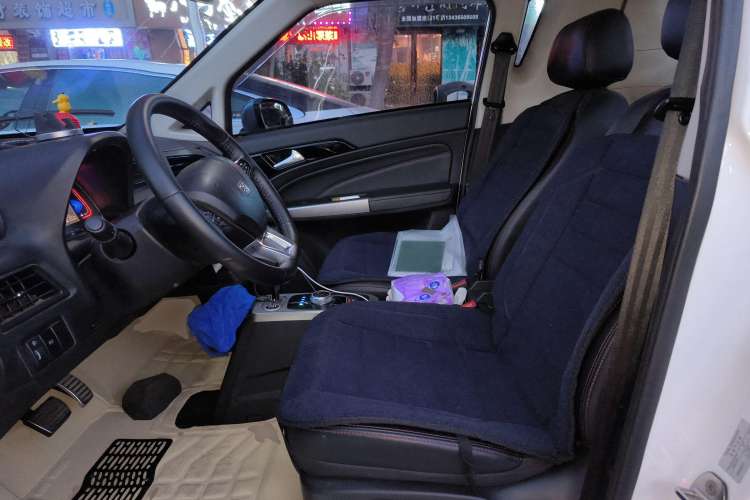 Used Zotye E200 2016 Three-Door Two-Seater Tech Edition Left Front Seat