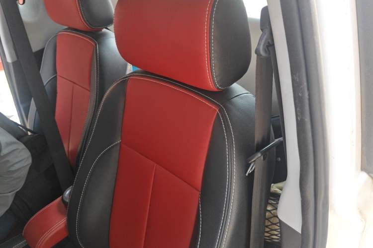 Used Zotye E200 2016 Three-Door Two-Seater Tech Edition Left Rear Seat