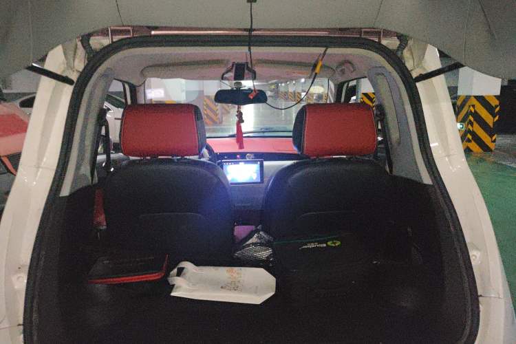Used Zotye E200 2016 Three-Door Two-Seater Tech Edition Trunk