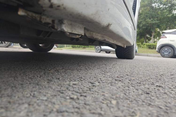 Used Zotye E200  Chassis Front Left