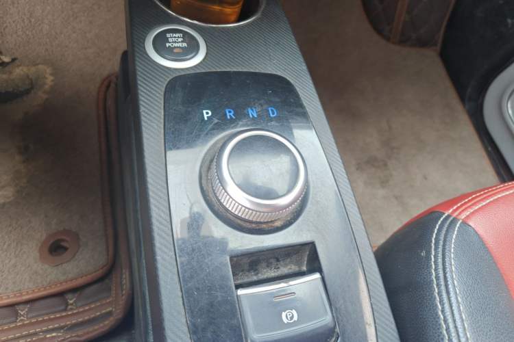 Used Zotye E200  Gear Lever