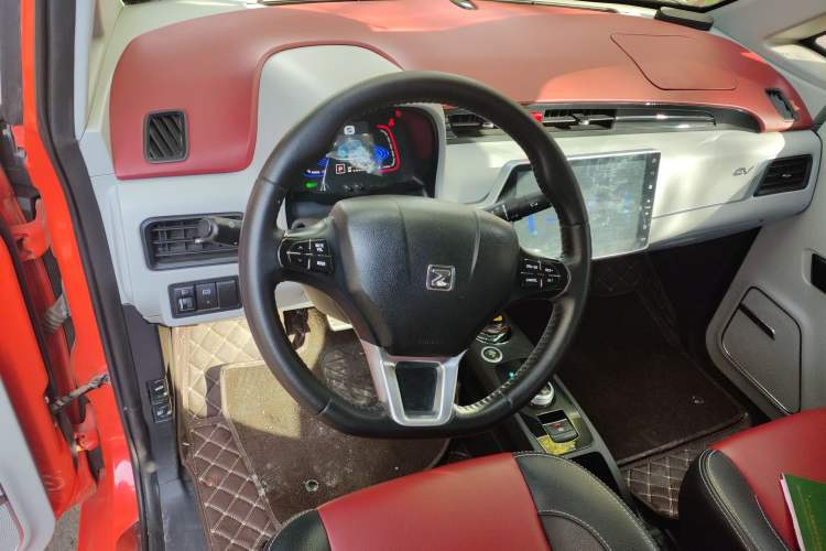 Used Zotye E200 2017 Luxury Model Steering Wheel