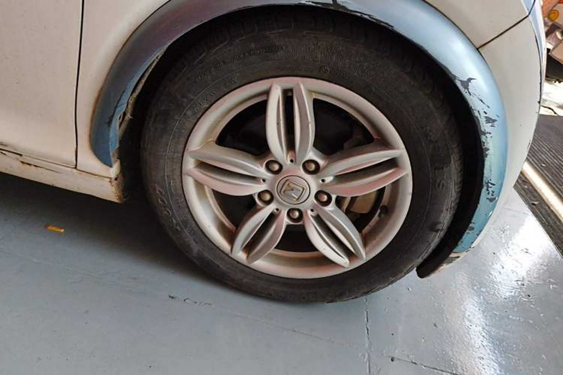 Used Zotye E200 2018 Flying Fish Model Right Front Wheel Hub