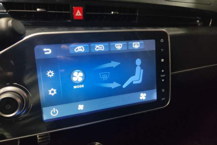Used Zotye E200 2018 Pro Model Audio And AC Panel