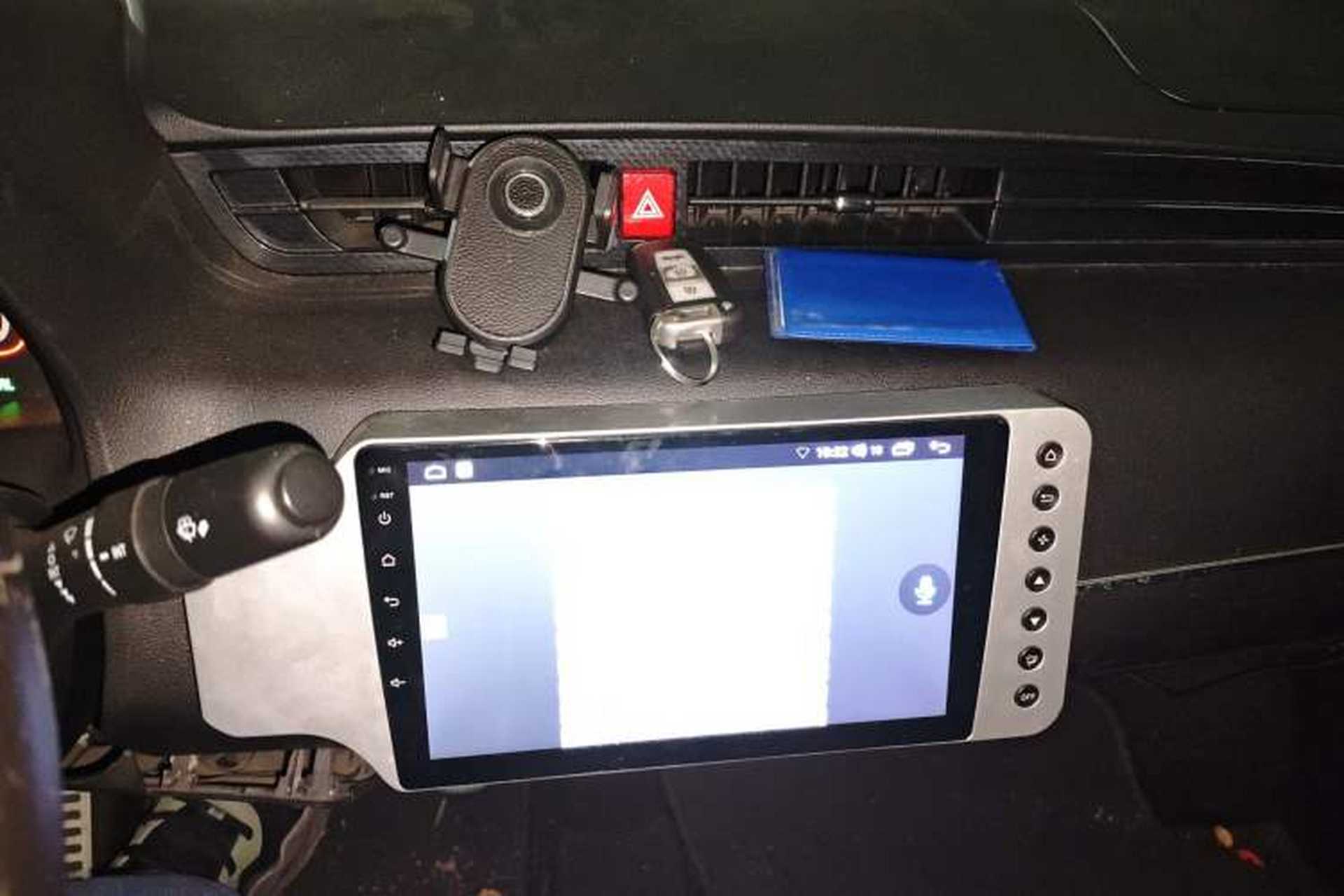 Used Zotye E200 2018 Pro Model Audio And AC Panel