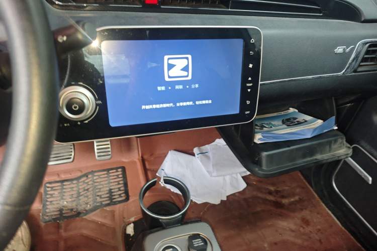 Used Zotye E200 2018 Pro Model Audio And AC Panel