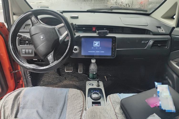 Used Zotye E200 2018 Pro Model Center Console