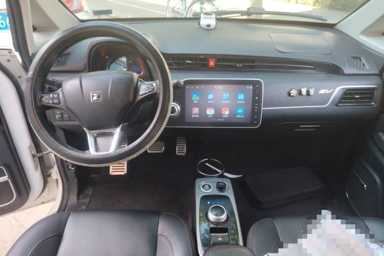 Used Zotye E200 2018 Flying Fish Model Center Console