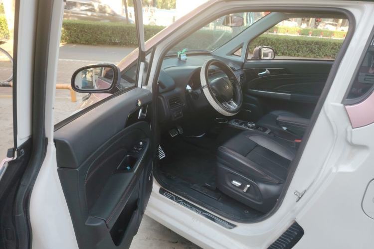 Used Zotye E200 2018 Flying Fish Model Driver Seat
