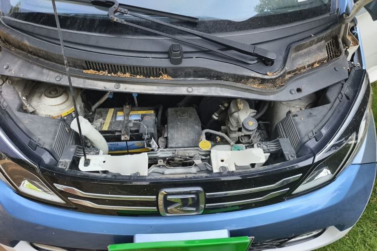 Used Zotye E200 2018 Pro Model Engine Bay
