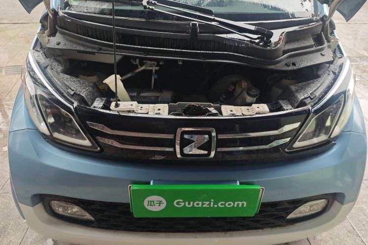 Used Zotye E200 2018 Pro Model Engine Bay