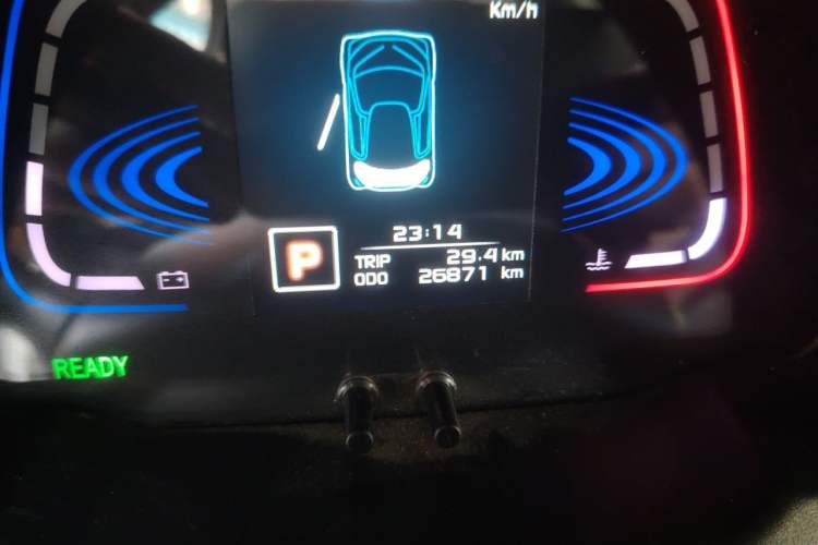 Used Zotye E200 2018 Flying Fish Model Odometer Close Up