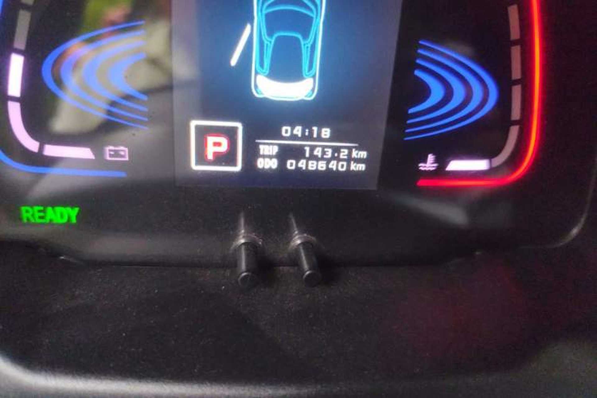 Used Zotye E200 2018 Flying Fish Model Odometer Close Up