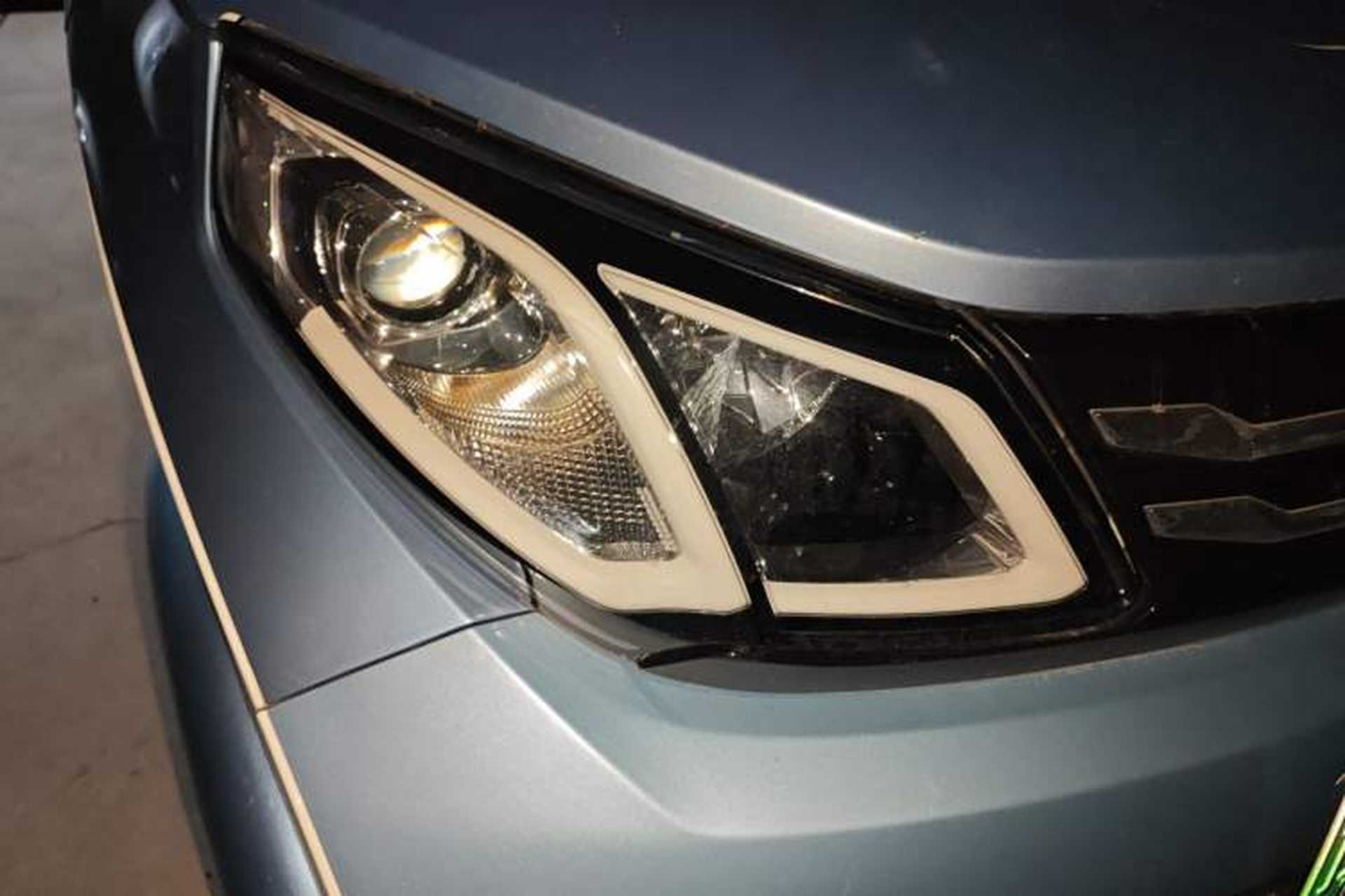 Used Zotye E200 2018 Pro Model Right Front Headlight