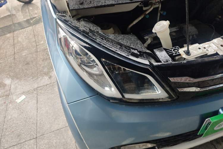 Used Zotye E200 2018 Pro Model Right Front Headlight