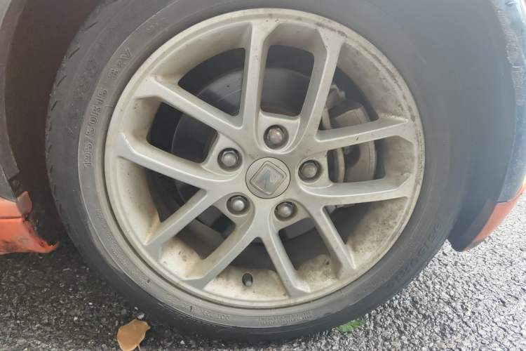 Used Zotye E200 2018 Pro Model Right Front Wheel Hub