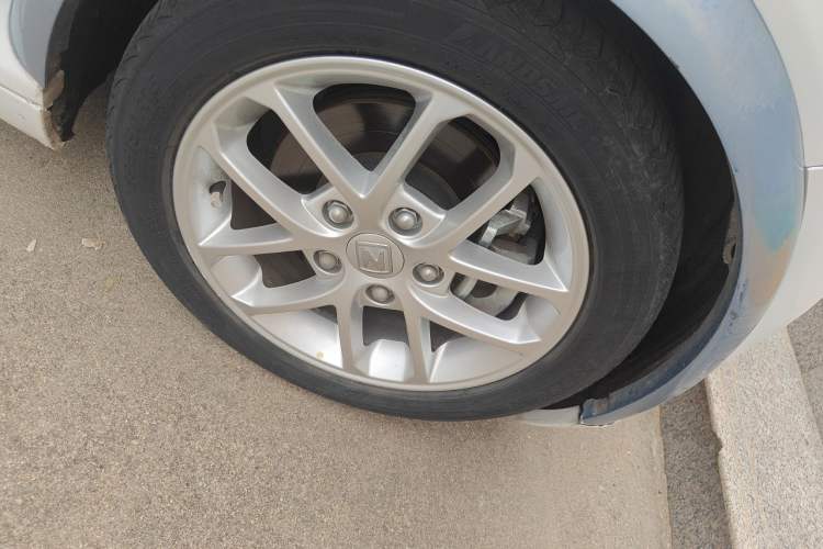 Used Zotye E200 2018 Flying Fish Model Right Front Wheel Hub
