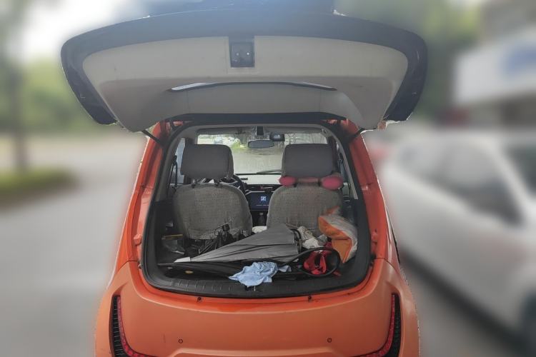 Used Zotye E200 2018 Pro Model Trunk