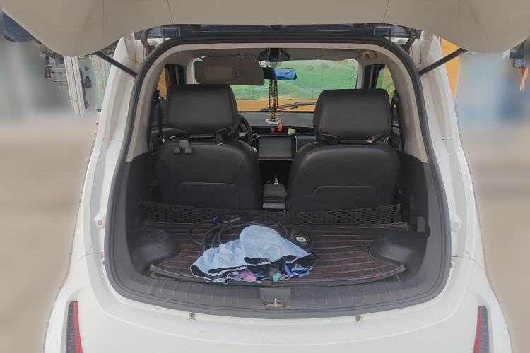 Used Zotye E200 2018 Flying Fish Model Trunk