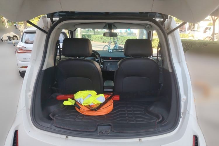 Used Zotye E200 2018 Flying Fish Model Trunk