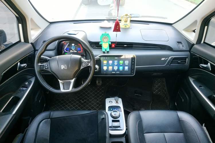 Used Zotye E200 2018 Flying Fish Model Center Console