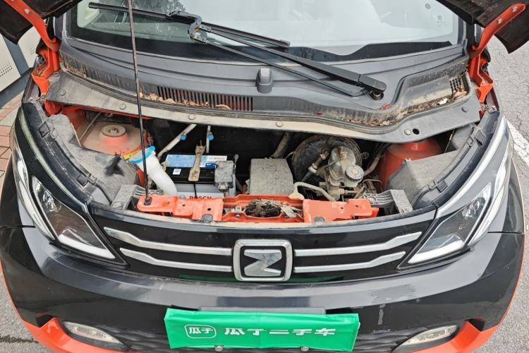 Used Zotye E200 2018 Pro Model Engine Bay