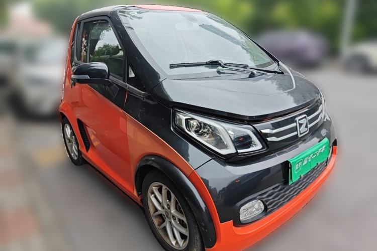 Used Zotye E200 2018 Pro Model Front Right 45 Deg