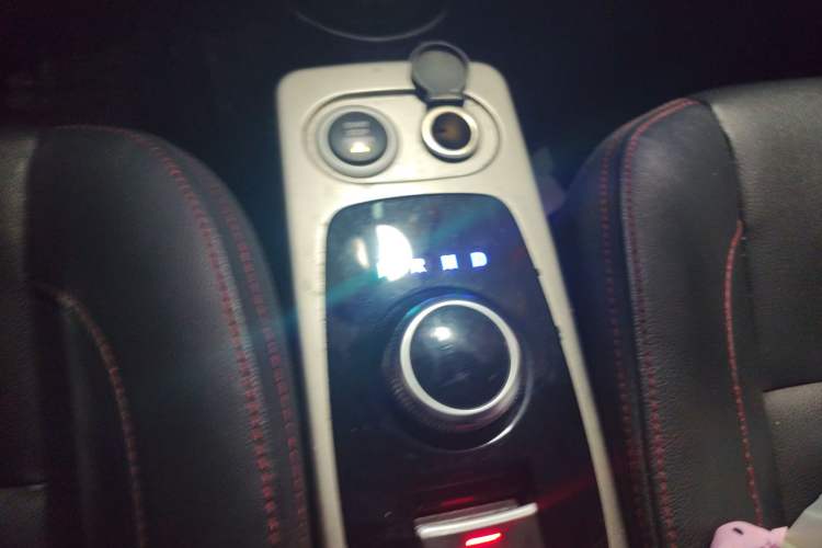 Used Zotye E200 2018 Flying Fish Model Gear Lever