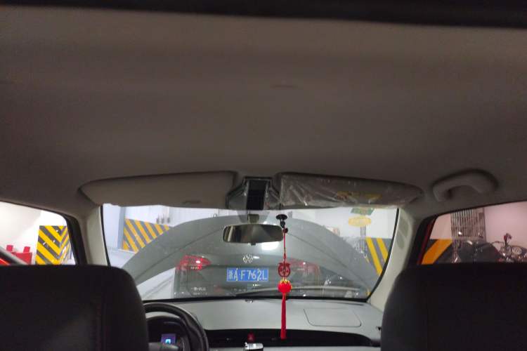 Used Zotye E200 2018 Flying Fish Model Headliner