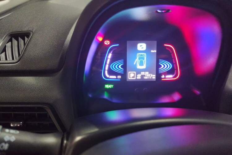 Used Zotye E200 2018 Flying Fish Model Odometer Close Up