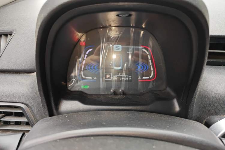 Used Zotye E200 2018 Pro Model Odometer Close Up