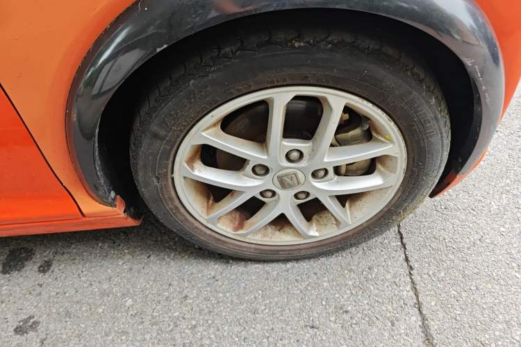 Used Zotye E200 2018 Pro Model Right Front Wheel Hub