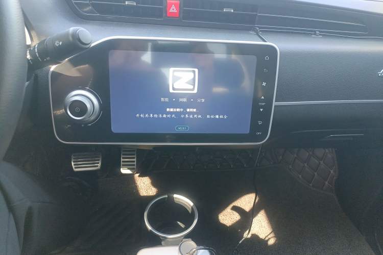 Used Zotye E200 2018 Pro Model Audio And AC Panel