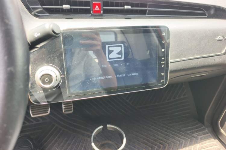 Used Zotye E200 2018 Pro Model Audio And AC Panel