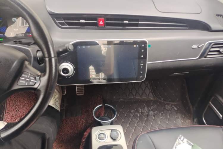 Used Zotye E200 2018 Pro Model Audio And AC Panel