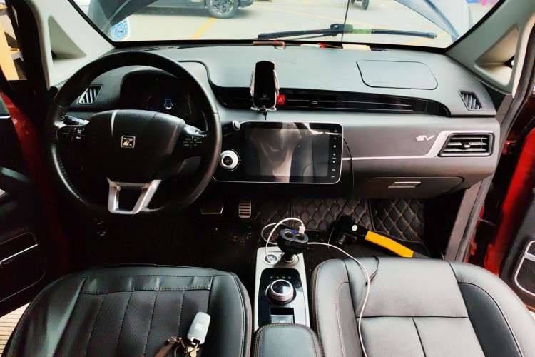 Used Zotye E200 2018 Pro Model Center Console