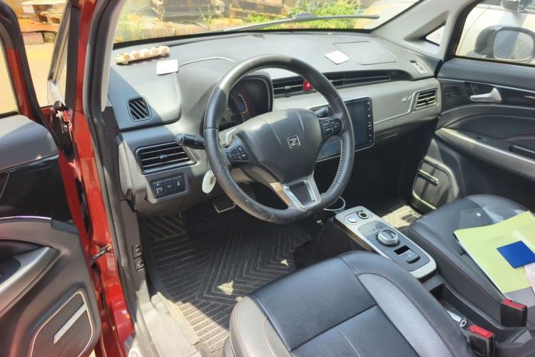 Used Zotye E200 2018 Pro Model Center Console