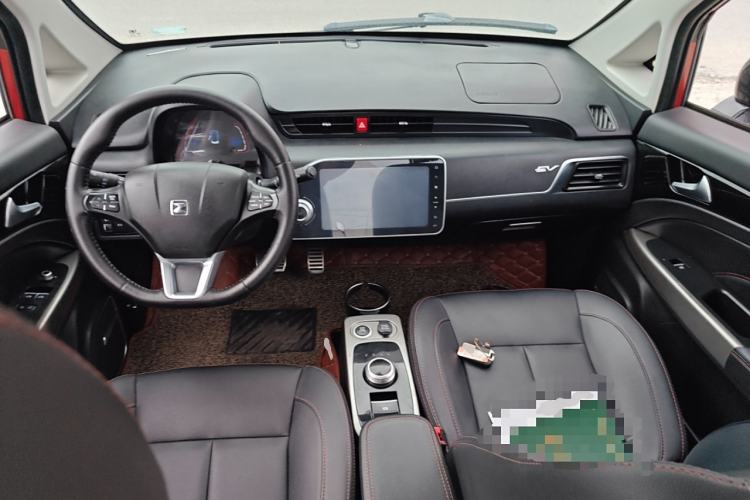 Used Zotye E200 2018 Flying Fish Model Center Console