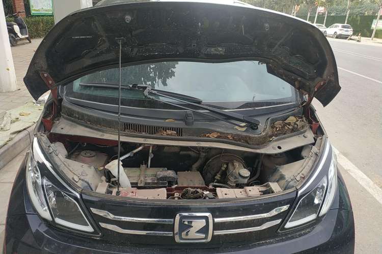 Used Zotye E200 2018 Flying Fish Model Engine Bay
