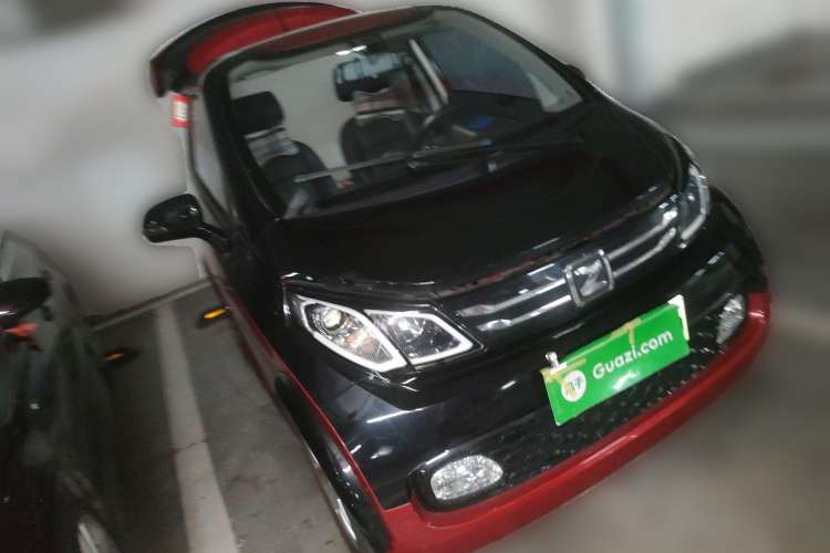 Used Zotye E200 2018 Pro Model Front Right 45 Deg