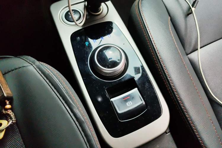 Used Zotye E200 2018 Pro Model Gear Lever