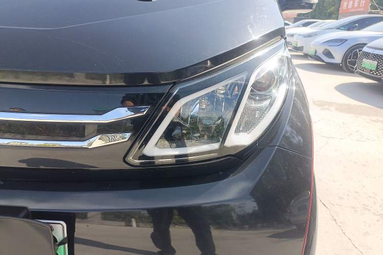 Used Zotye E200 2018 Pro Model Left Front Headlight