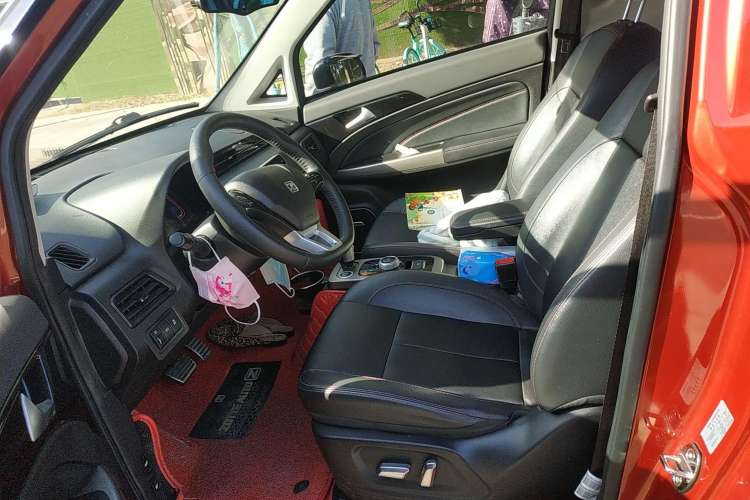 Used Zotye E200 2018 Pro Model Left Front Seat